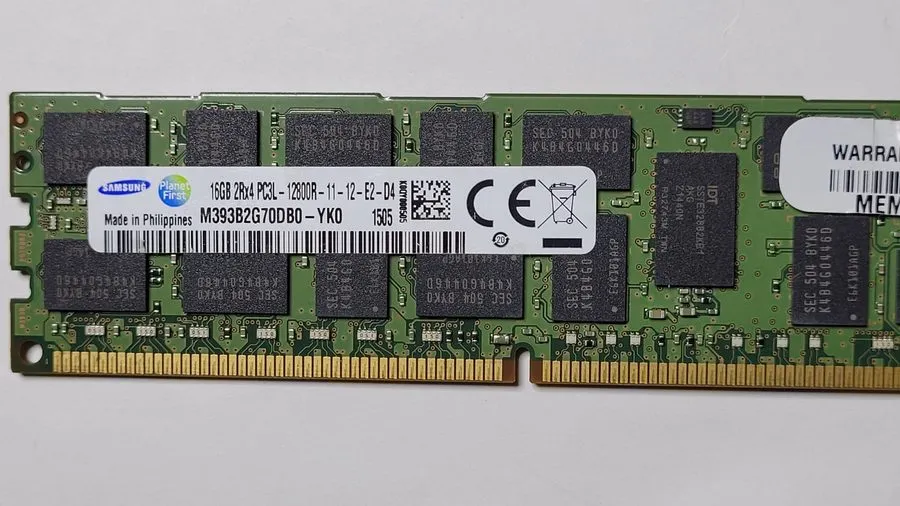Модуль памяти Samsung 16GB 2Rx4 PC3L-12800R M393B2G70DB0-YK0 DDR3 1600MHz Reg EC