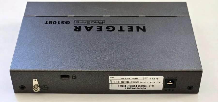 Коммутатор NETGEAR GS108TV2 8-Port Gigabit Ethernet Smart Switch with 1 PD Port 