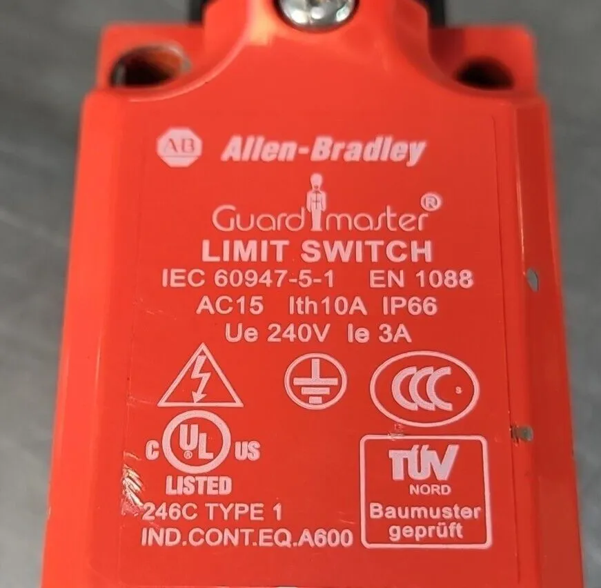 Реле безопасности ALLEN BRADLEY 440P-MRRB22E /A GuardMaster Limit Switch 4C-2