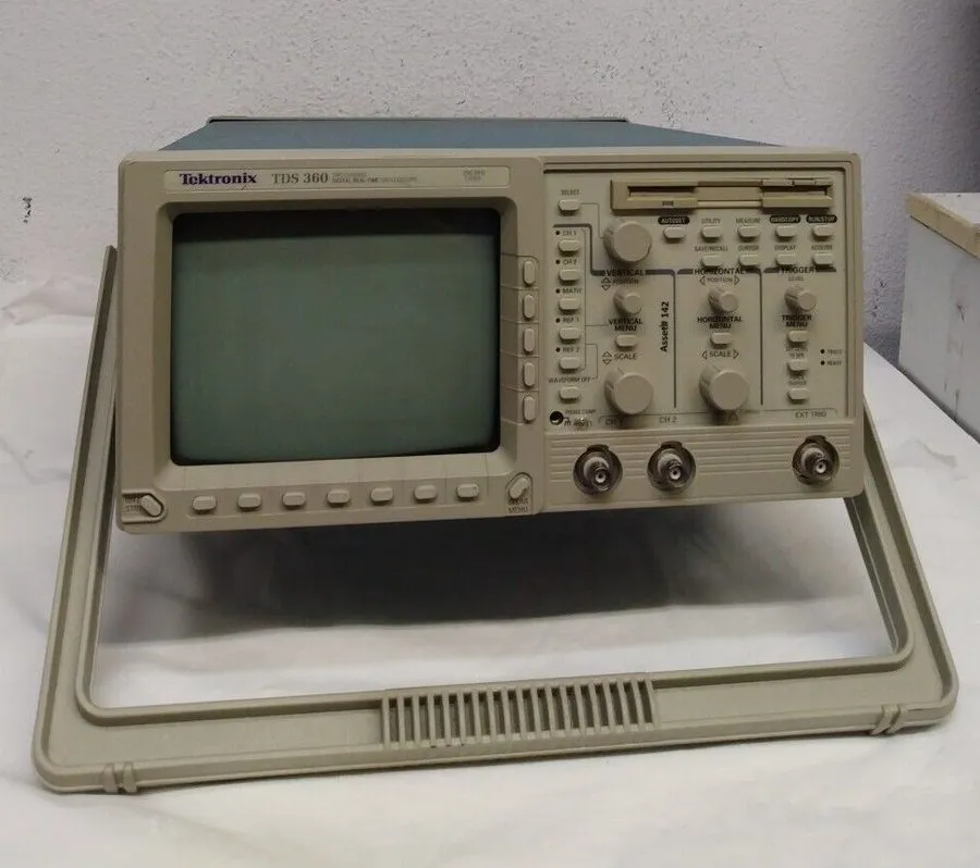 Осциллограф Tektronix TDS 360 Digital Oscilloscope 200MHz 1GS/s 2 channels, Powe