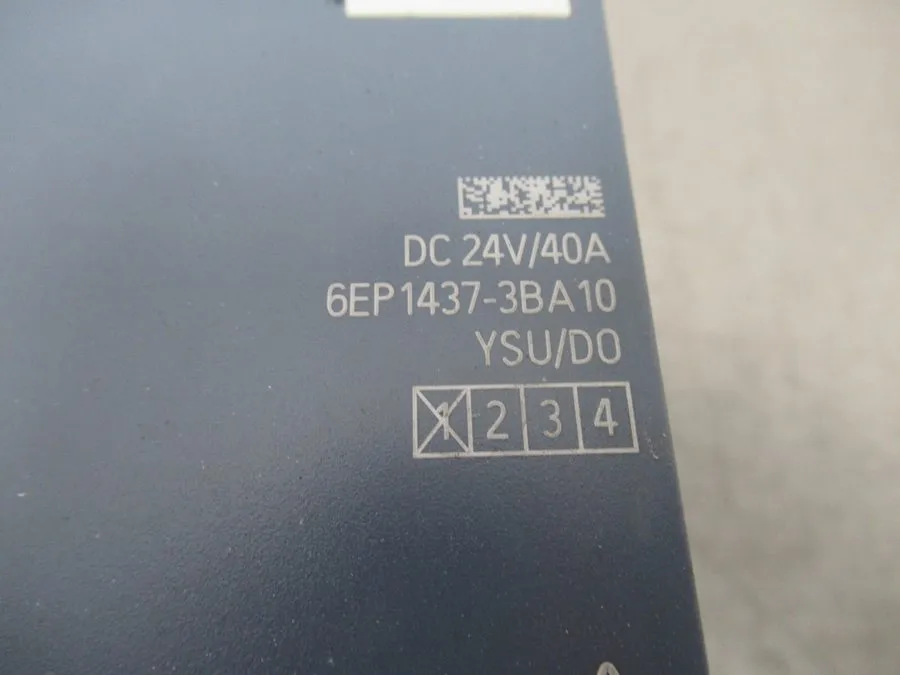 Блок питания SIEMENS 6EP1437-3BA10 SITOP PSU8200 POWER SUPPLY, 24VDC, 40A. 4E-21