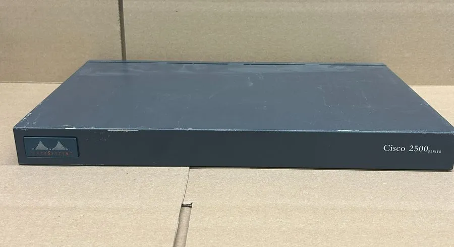 Маршрутизатор Cisco 2500 2501 Series ROUTER ETHERNET AUI TRANSCEIVER