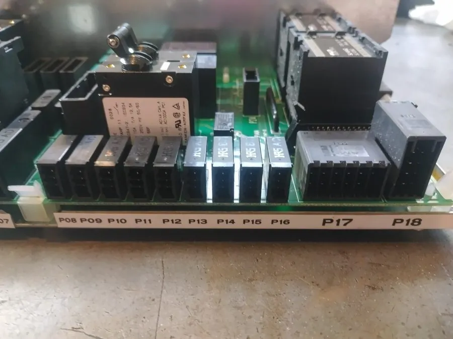 Плата ЧПУ Fanuc A16B-1213-0110/01A Control Board A16B-1213-0110 #14Z50 — фото лота 1