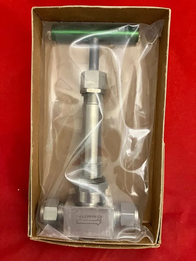 Клапан Swagelok Nupro SS 3/8" SS Bellows-Sealed Valve, Spherical Stem Tip, SS-6U