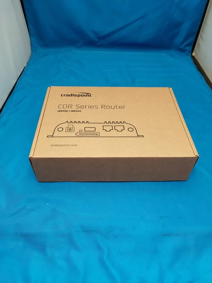 Маршрутизатор CRADLEPOINT IBR900-600M LAN Port Router in