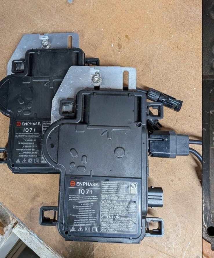 Инвертор Enphase IQ7PLUS-72-M-US 440 VA Inverter, x 26 — фото лота 2