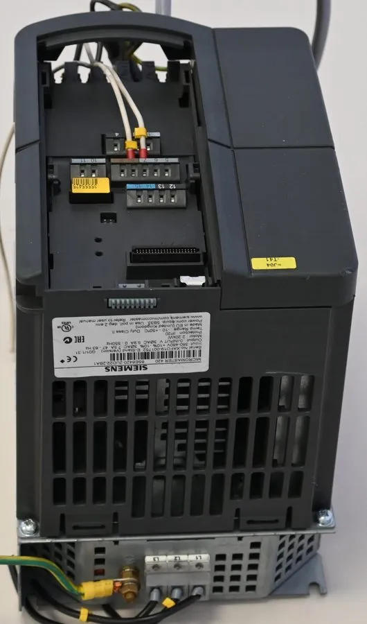 Частотный преобразователь Siemens 6SE6420-2UD22-2BA1 Micromaster 420 Inverter VF — фото лота 1