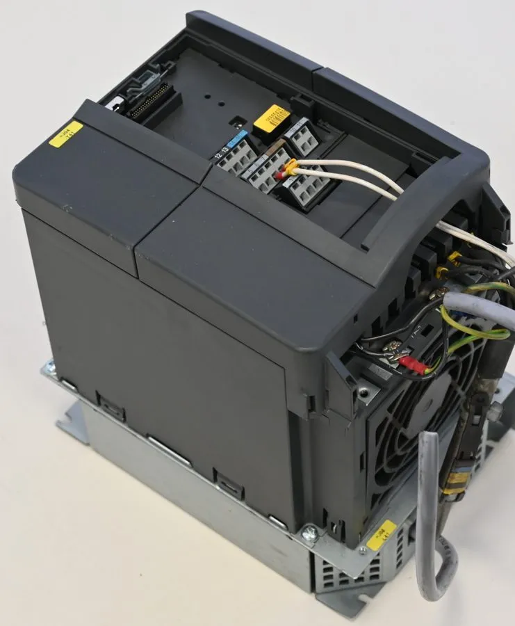 Частотный преобразователь Siemens 6SE6420-2UD22-2BA1 Micromaster 420 Inverter VF — фото лота 2