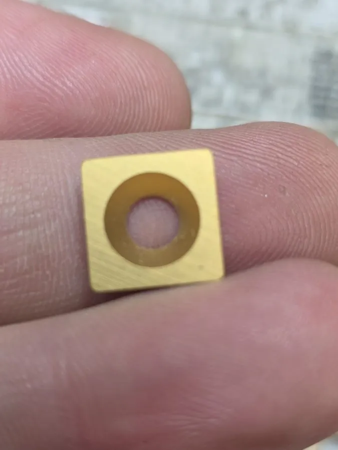 Режущий инструмент Kennametal SPEB422 SPCB 12 03 08 KC725M Carbide Insert (Z46) — фото лота 2