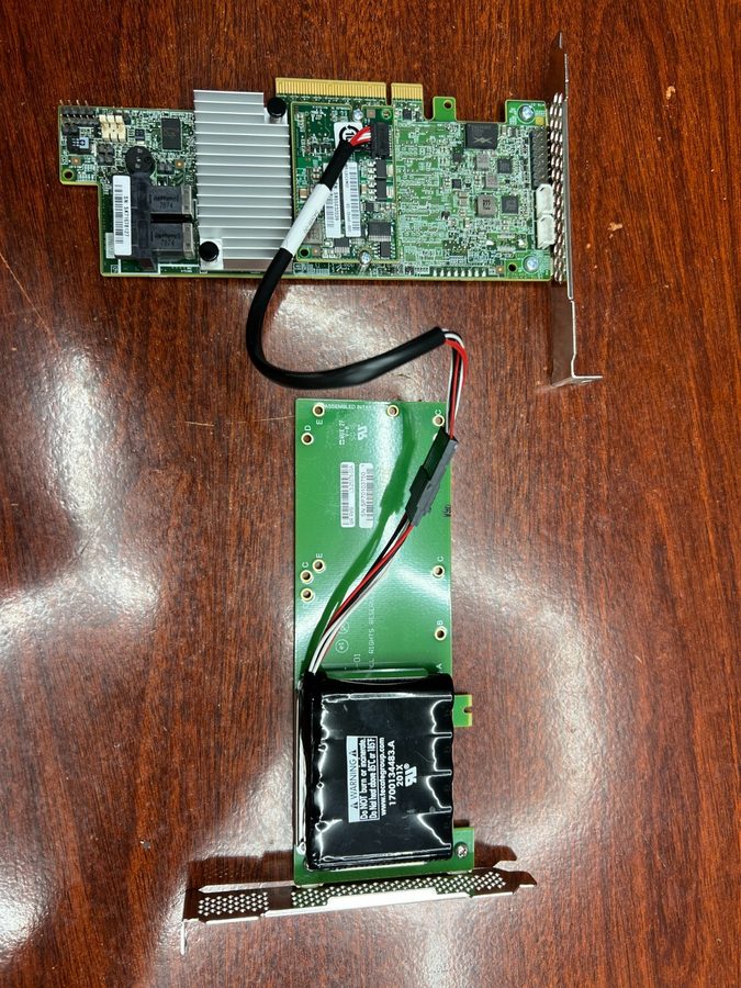 Модуль MR LSICVM02 PCIe 3.0 CacheVault SK94004074 w/Battery Board