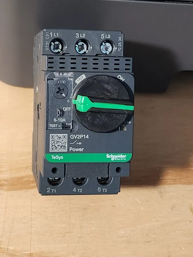 Автоматический выключатель Schneider Electric GV2P14 Motor Circuit Breaker 3 Pol