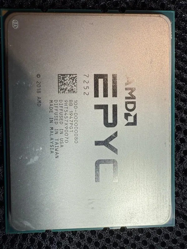 Сервер AMD EPYC 7252 CPU PROCESSOR 8 CORE 3.10GHz 64MB CACHE 120W Server sp3 DDR