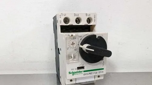 Автоматический выключатель Schneider Electric GV2P07 Motor Circuit Breaker 1.6–2
