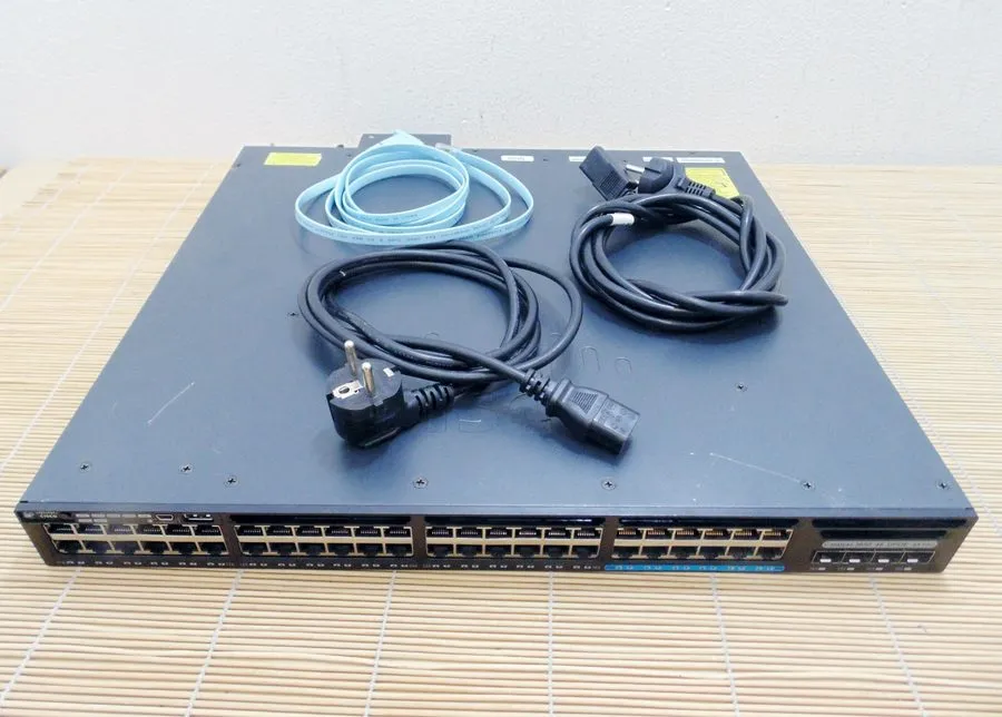 Коммутатор Cisco WS-C3650-12X48UQ-E 48 Ethernet ports 4x10G uplink ports Ipservi