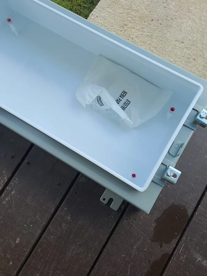 Монтажный шкаф Hoffman Electrical Enclosure A122406LP Clean