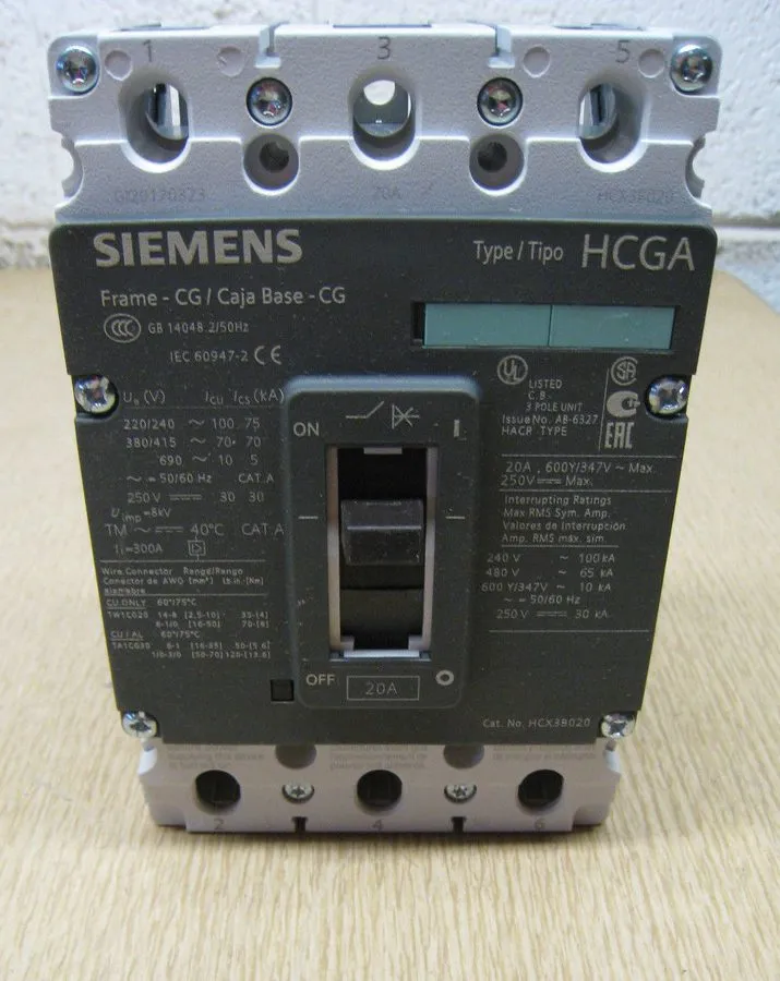 Автоматический выключатель Siemens HCX3B020 3 Pole Thermal Magnetic Circuit Brea