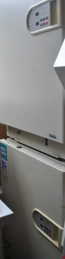 Инкубатор Sanyo Model MCO-17AIC CO2 Direct Heat Laboratory Incubator