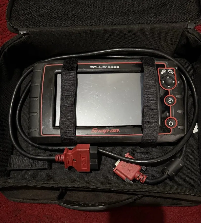 Диагностический сканер Snap-On Solus Edge EESC320 Diagnostic Scanner Code er Sof