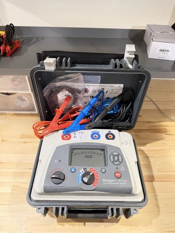 Тестер Megger MIT1525 15 kV High Voltage Insulation Resistance Tester