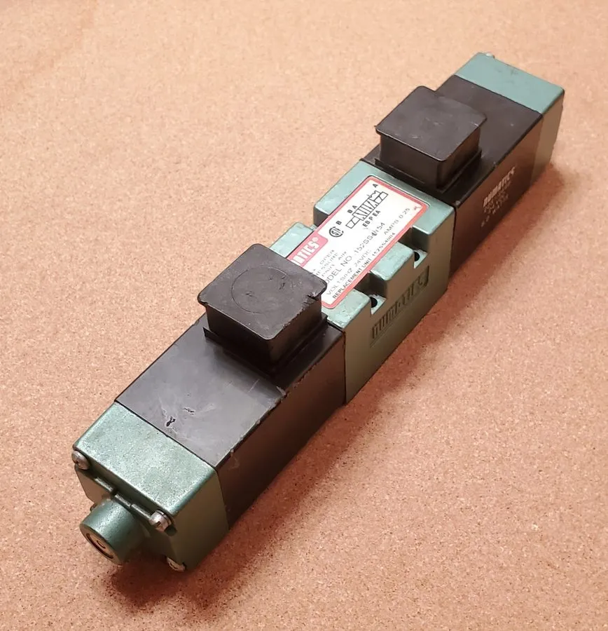 Электромагнитный клапан Numatics 152SS4004 24VDC Pneumatic Solenoid Valve 150 PS