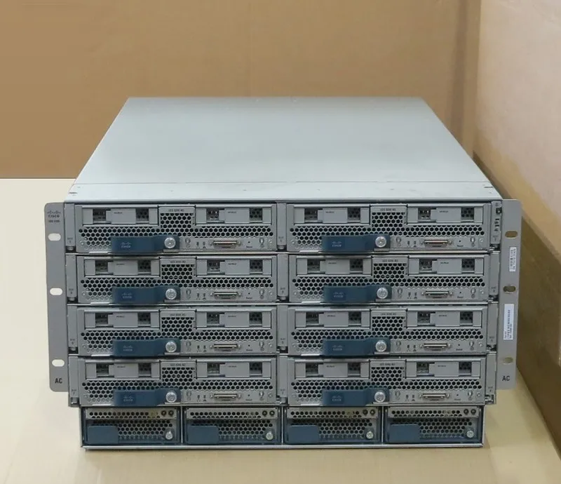 Сервер Cisco UCS5108 4x B200 M3 Blade Servers 8 x E5-2650 V2 2.6GHz 1024Gb RAM 1