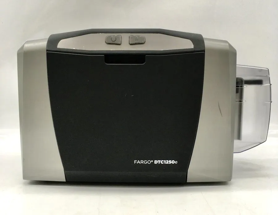 Принтер этикеток Fargo DTC1250e Dual Sided ID Card Printer & Complete Supplies P