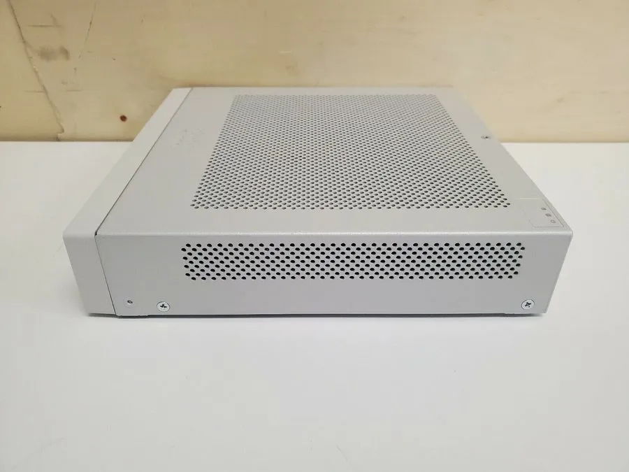 Межсетевой экран Cisco FPR-1010 V01 Firepower 1010 Firewall 8-Port GbE 2x PoE+ L