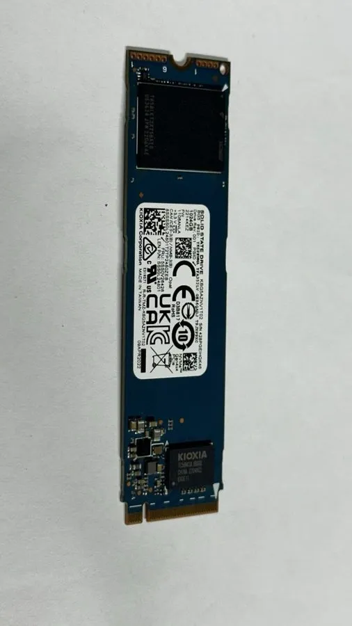 SSD-накопитель KIOXIA BG5 1TB M.2 2280 NVME PCIE 4.0 X4 SSD SOLID STATE DRIVE KB