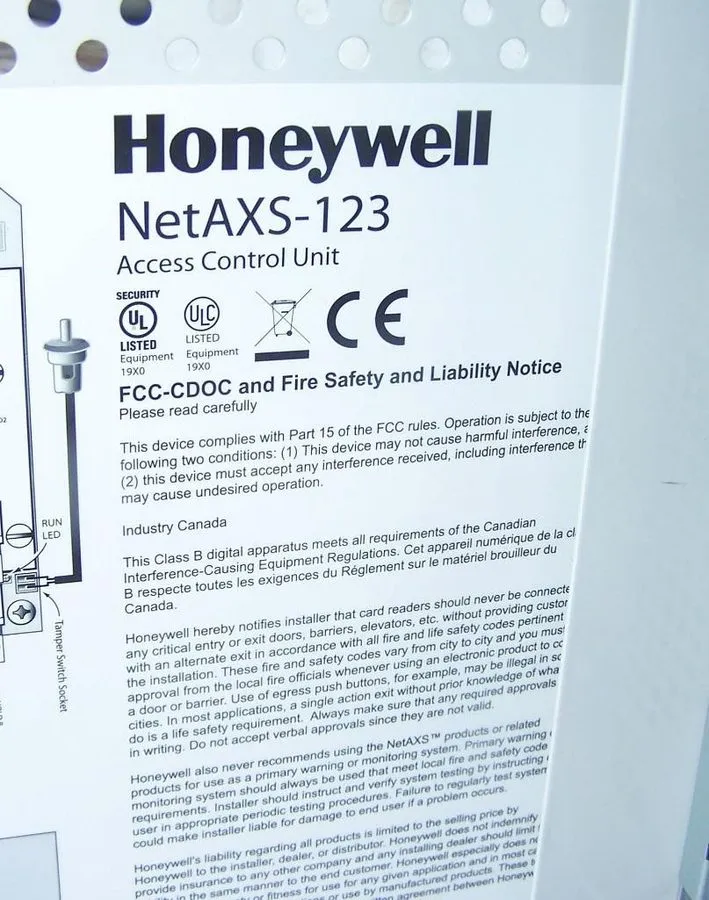 Оборудование видеонаблюдения Honeywell NetAXS-123 Access Control Panel NX1MPS Se