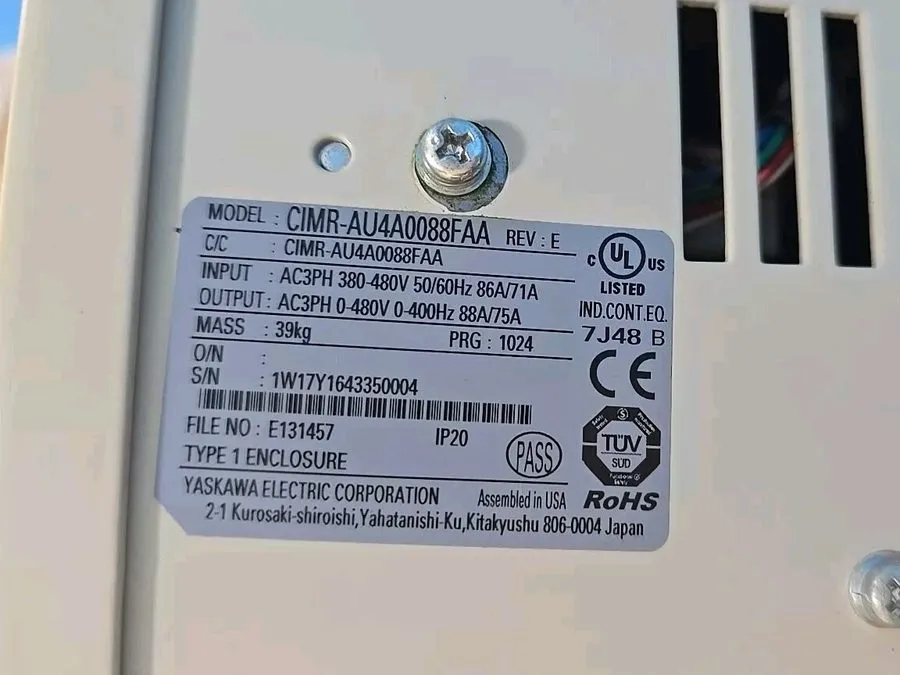 Частотный преобразователь YASKAWA A1000 AC Drive CIMR-AU4A0088FAA — фото лота 1