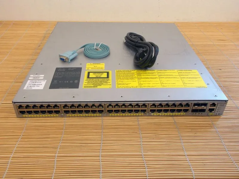 Коммутатор Cisco Catalyst WS-C4948E-E 48-Port RJ45 Switch Dual Power — фото лота 1
