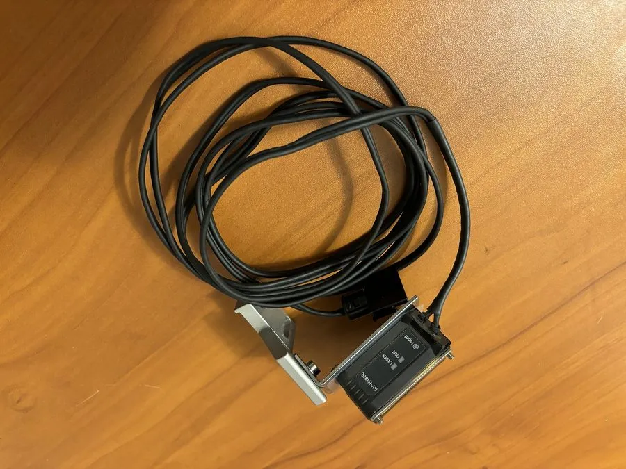 Фотоэлектрический датчик KEYENCE CMOS Laser Sensor Photoelectric Sensor GV-H130L — фото лота 1