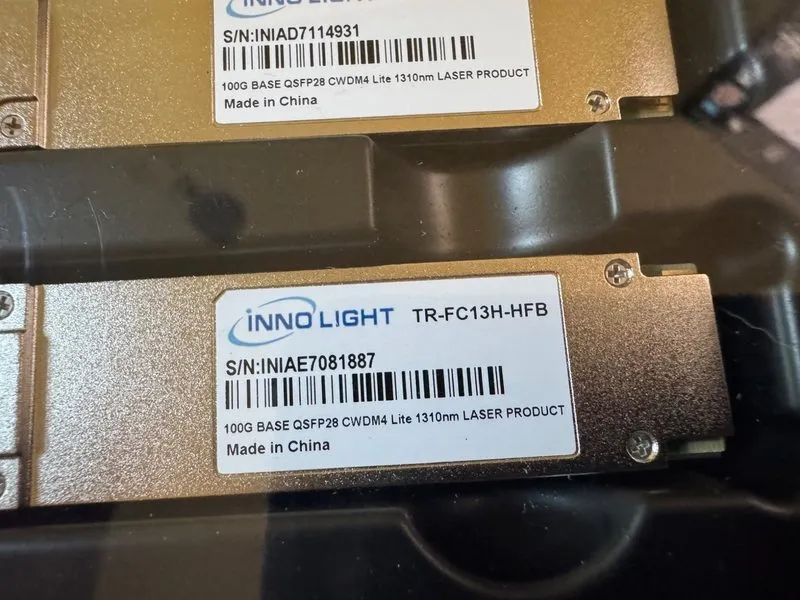 Трансивер (LOT 8) INNOLIGHT 100G BASE QSFP28 CWDM4 Lite 1310nm Transceiver