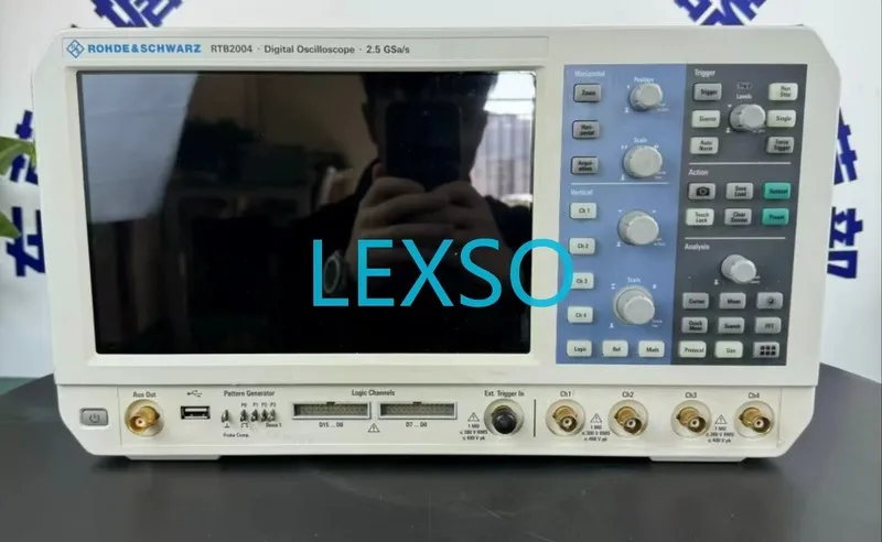 Осциллограф Rohde & Schwarz RTB2004 EDU Four Channel, 70 MHz Digital Oscilloscop
