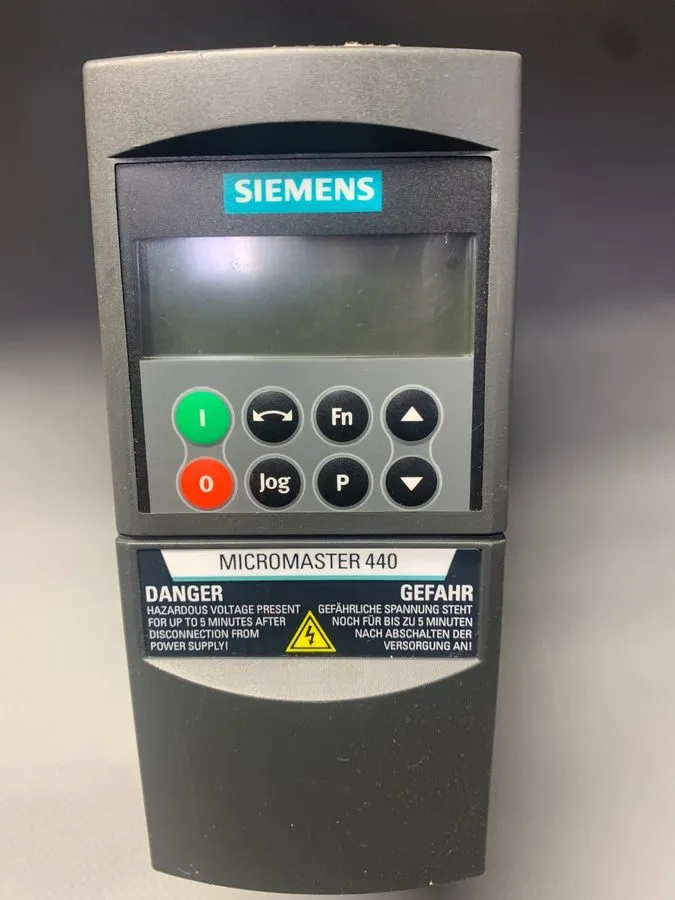 Частотный преобразователь Siemens 6SE6400-0BP00-0AA0 MICROMASTER 440
