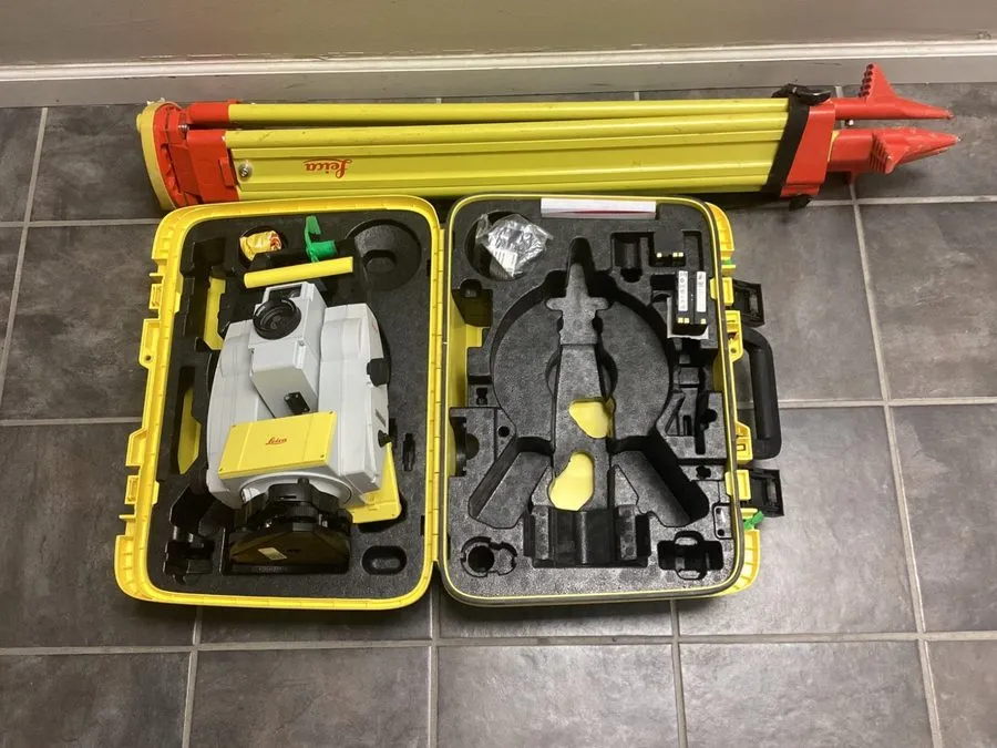 Тахеометр 2023" Leica iCR80 5" r1000 Machine Control Robotic Total Station — фото лота 2