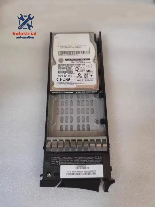 Жёсткий диск IBM 85Y5864 00Y2683 00L4521 3546 600GB 10k SAS 2.5" SFF V7000 HDD H