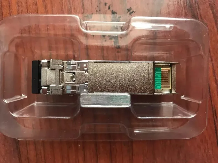 Трансивер Netapp 332-00279R6+A0 FINISAR FTLX8571D3BCL-N1 10GB SFP+ NA Transceive