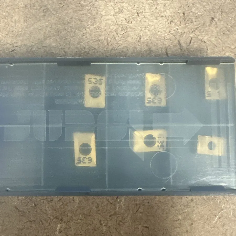 Режущий инструмент Iscar APKT1003 PDR-HM IC635 Carbide Milling Insert