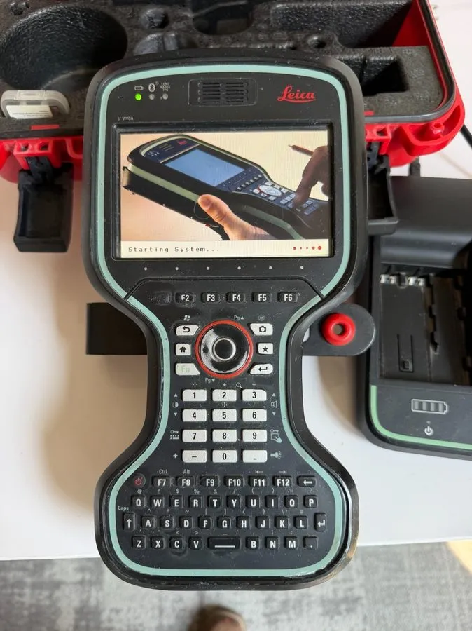 Тахеометр Leica MS60 1" R2000 MultiStation Total Station + Leica CS20 Controller — фото лота 2