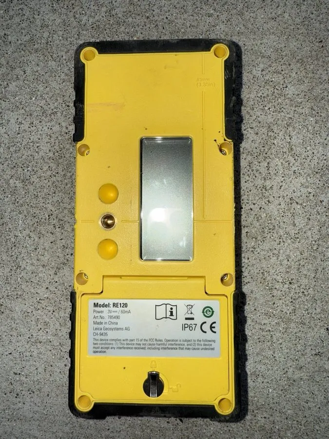 Геодезический прибор Leica Rugby 640 Rod Eye 120 Alkaline Rotating Laser Package — фото лота 1