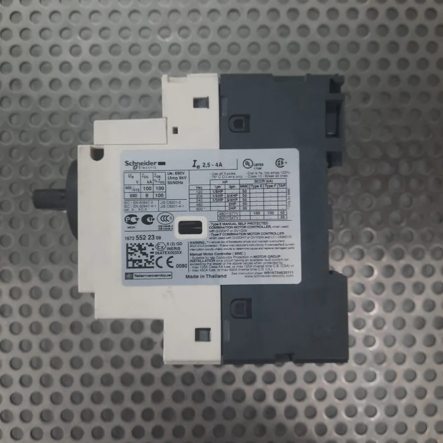 Автоматический выключатель Schneider GV2P08 Motor Circuit Breaker 2.5-4A 600V