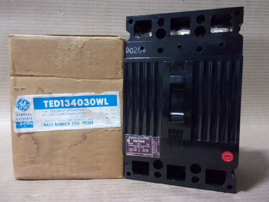 Автоматический выключатель TED134030WL GE CIRCUIT BREAKER MOLDED CASE 3P 3PH 30A