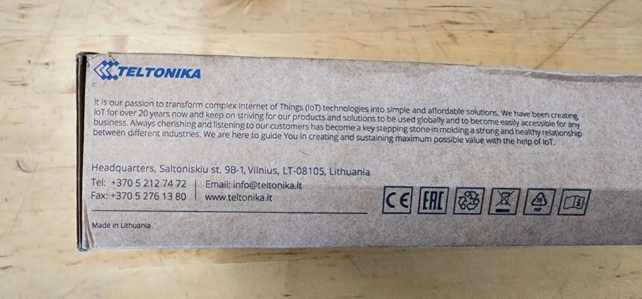 Маршрутизатор Teltonika RUT950 LTE 4G 4-Port 10/100 Wireless Mobile N Industrial