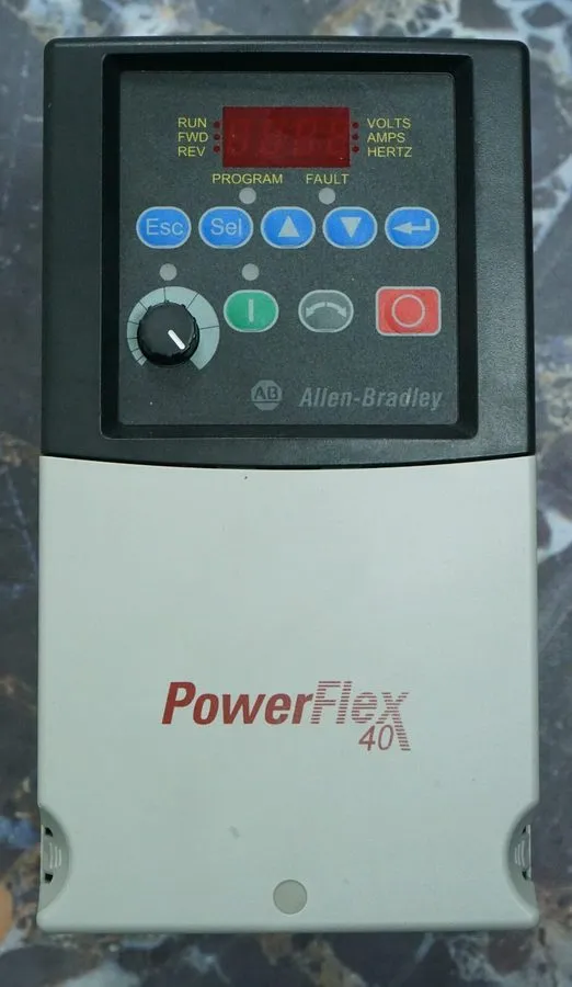 Частотный преобразователь 22B-D6P0N104 Allen-Bradley PowerFlex 40 2.2KW/3.0HP AC — фото лота 2