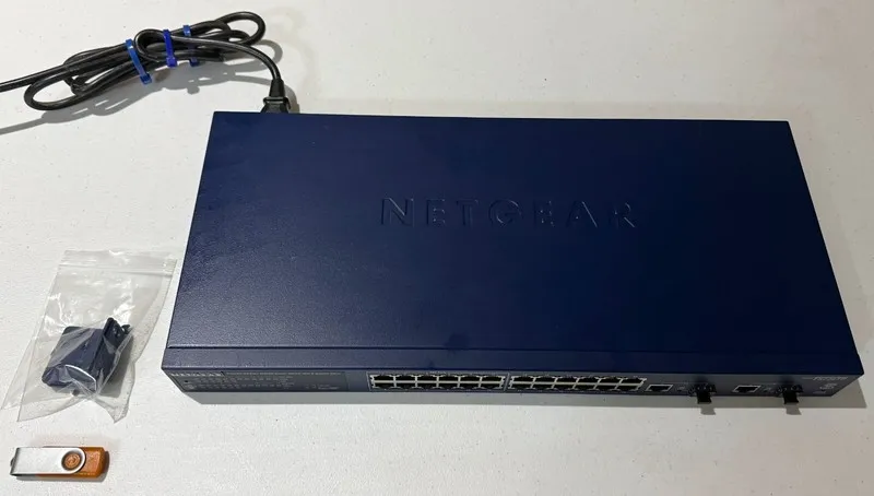 Коммутатор Netgear Prosafe FS726TP V1 24-Port 12-Port PoE Smart Ethernet Switch