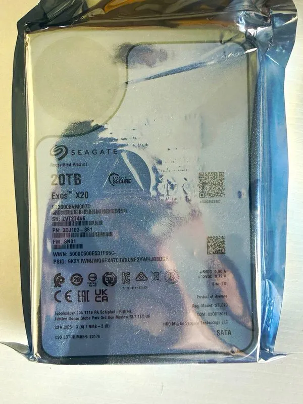 Жёсткий диск Seagate Exos X20 20TB Enterprise HDD 7200 RPM SATA 6Gb/s 3.5" ST200 — фото лота 1