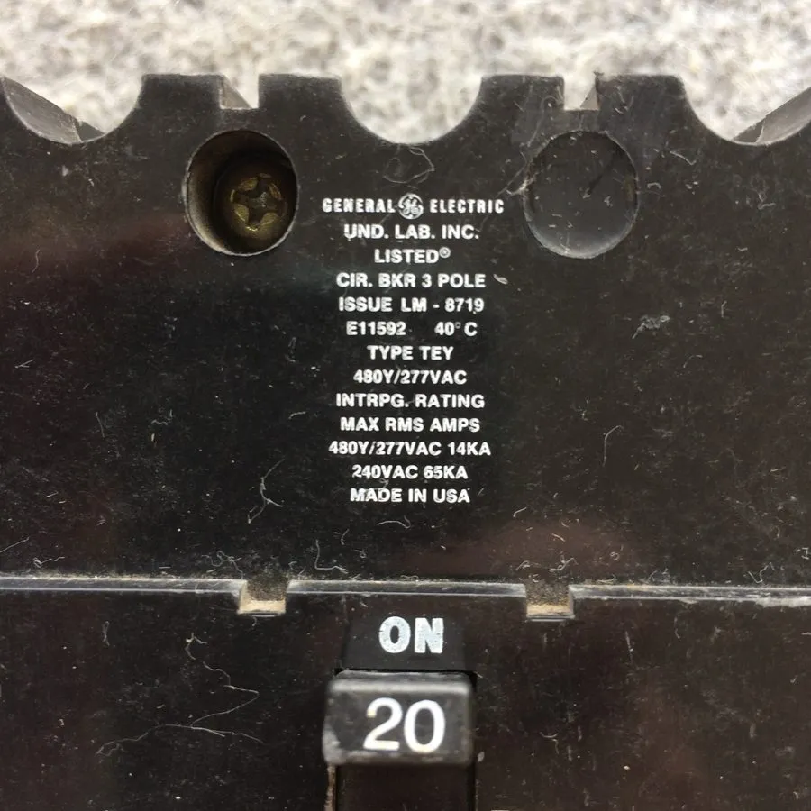 Автоматический выключатель GE TEY320 20A 3-Pole 277/480V AC Bolt-On Molded Case