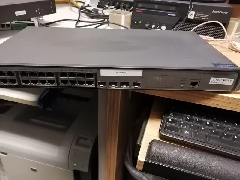 Коммутатор 1x HP 1920-24G POE+ JG925A 24 PORT GIGABIT MANAGED SWITCH 4x SFP