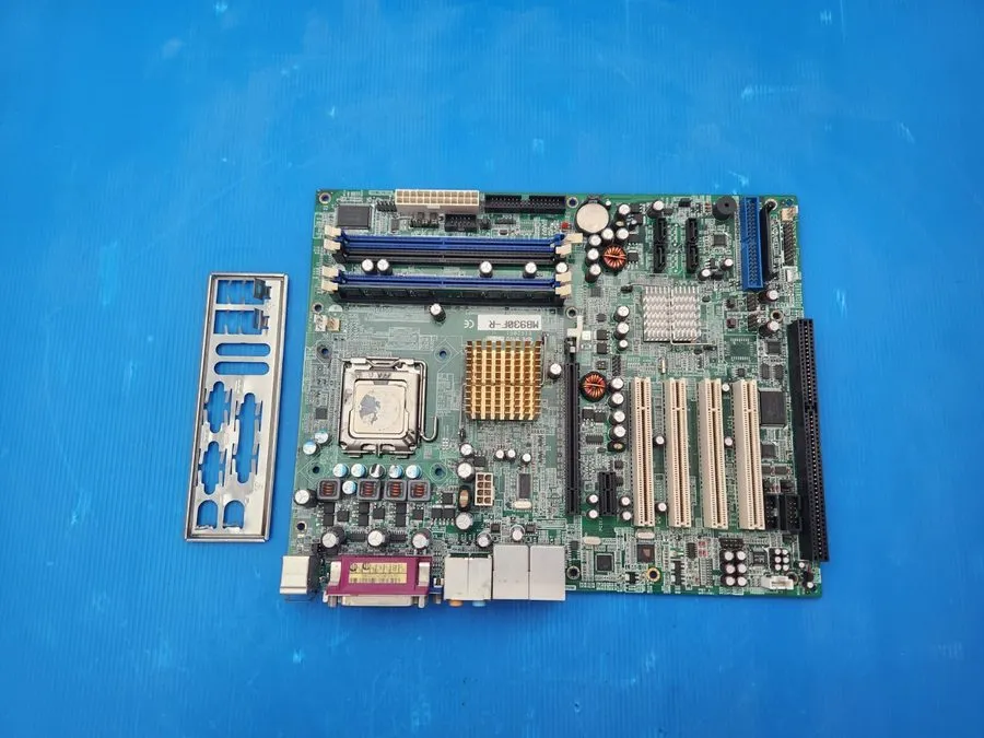 Материнская плата iBASE MB930F-R Industrial Motherboard w/ Processor + RAM